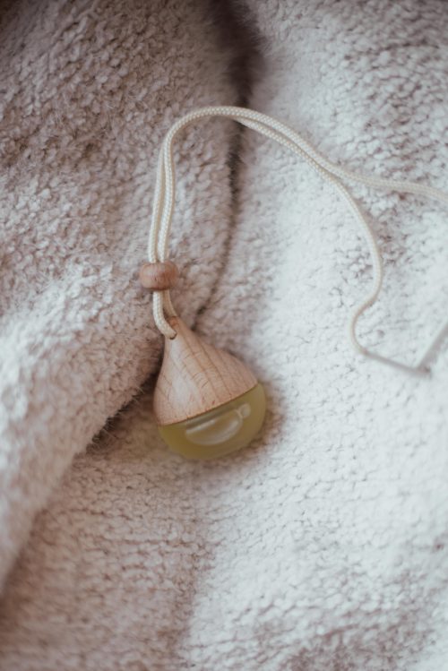 Aura- essential oil car diffuser