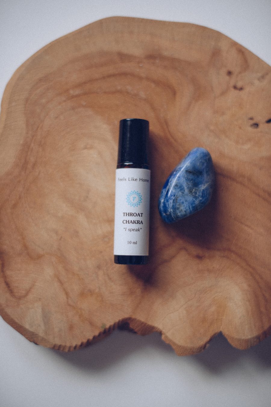 5. THROAT CHAKRA / CHAKRA GARGANTA